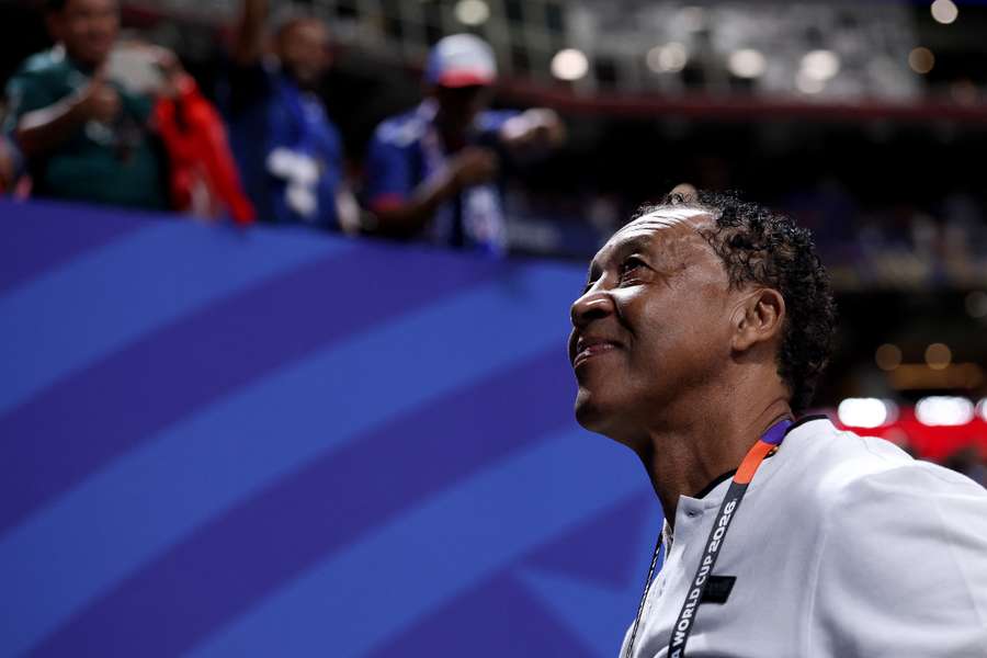 Bubista, técnico de Cabo Verde, que elogiou o empenho tático do seu time Bubista, técnico de Cabo Verde, que elogiou o empenho tático do seu time