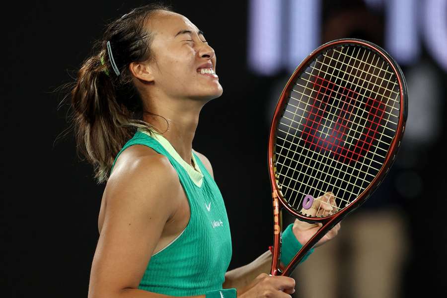 Qinwen Zheng bereikt haar eerste grandslamfinale