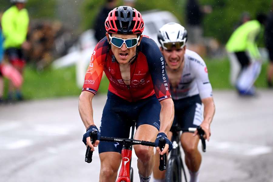 Geraint Thomas na fuga final com João Almeida