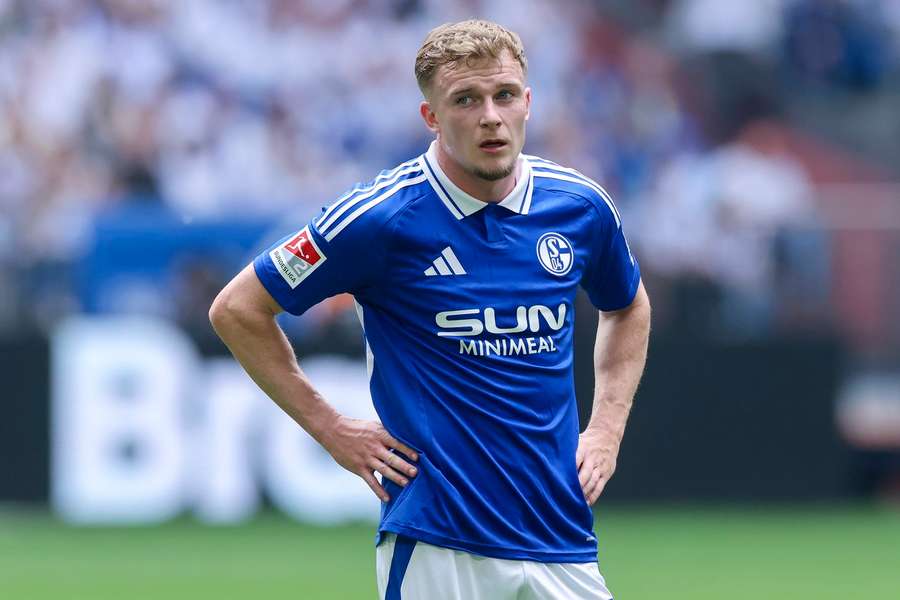 Derry Murkin verlässt Schalke 04 in Richtung Niederlande.