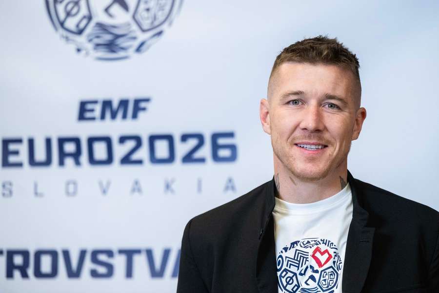 Juraj Kucka s fotbalem nekončí Juraj Kucka s fotbalem nekončí