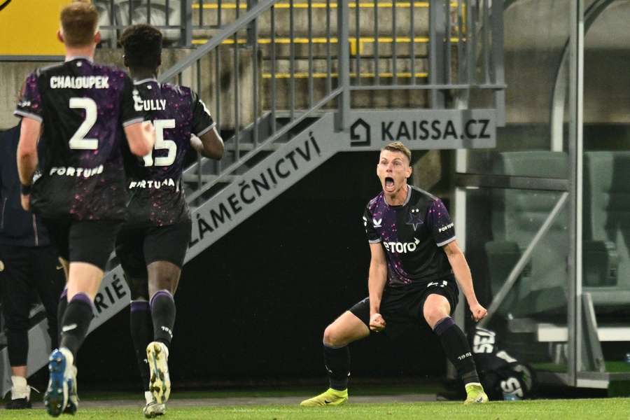 Radost Davida Douděry po vyrovnávací trefě proti Jablonci