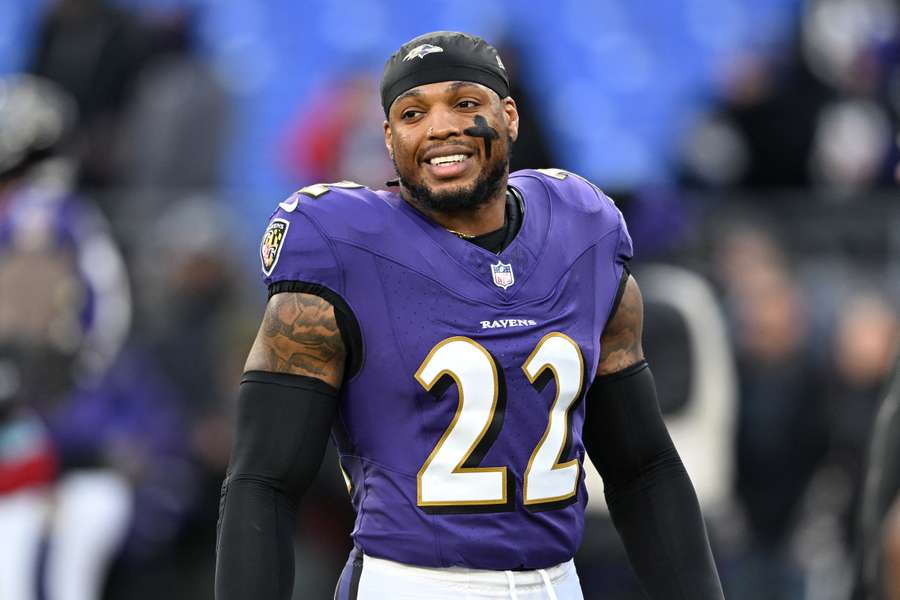 Ravens RB Derrick Henry smiles before a game against the Cleveland Browns