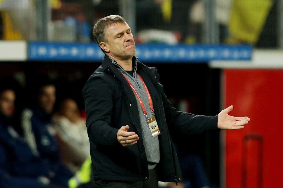 Serhiy Rebrov on the touchline
