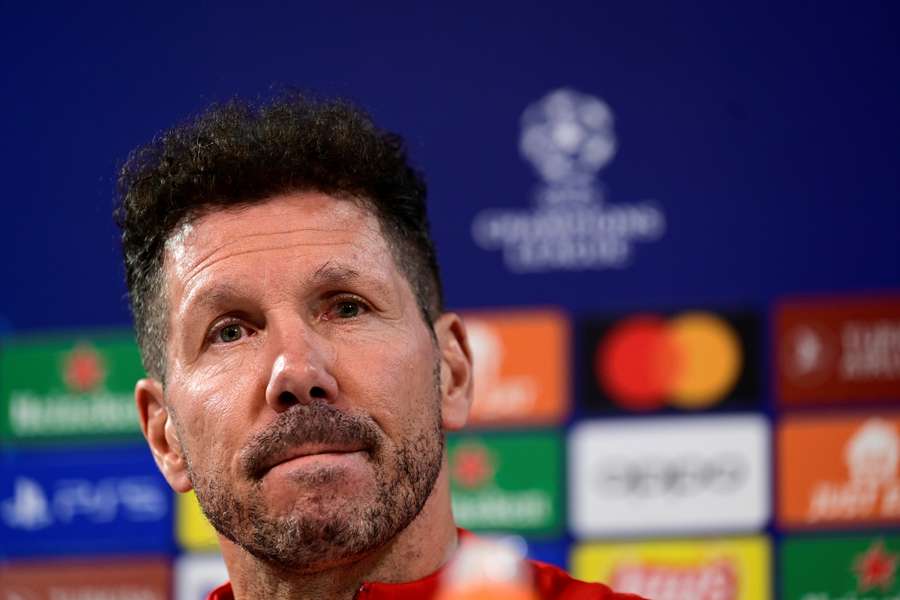 Simeone espera que el Atlético mejore su situación en la Champions.