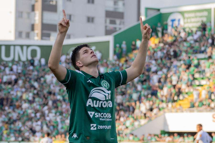 Chapecoense conseguiu importante vitória diante do seu torcedor