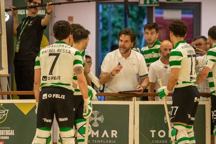 Edo Bosch com a equipa do Sporting