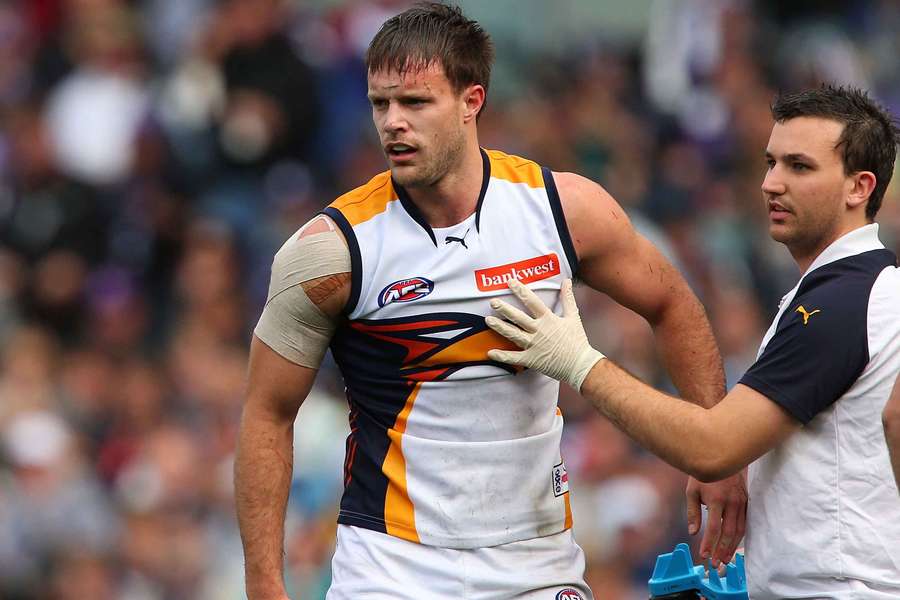 Mitch Brown, not to be confused with the Mitch Brown who played for Geelong, Essendon and Melbourne during the same period.