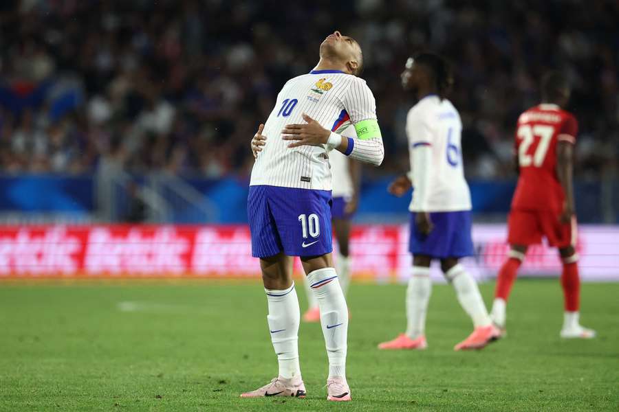 Mbappé lamentou chance perdida no fim