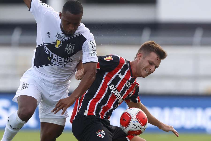 Ponte Preta foi buscar a vitória atuando diante da sua torcida 