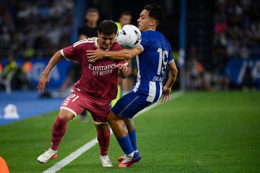 Brahim se deshace de un rival Brahim se deshace de un rival