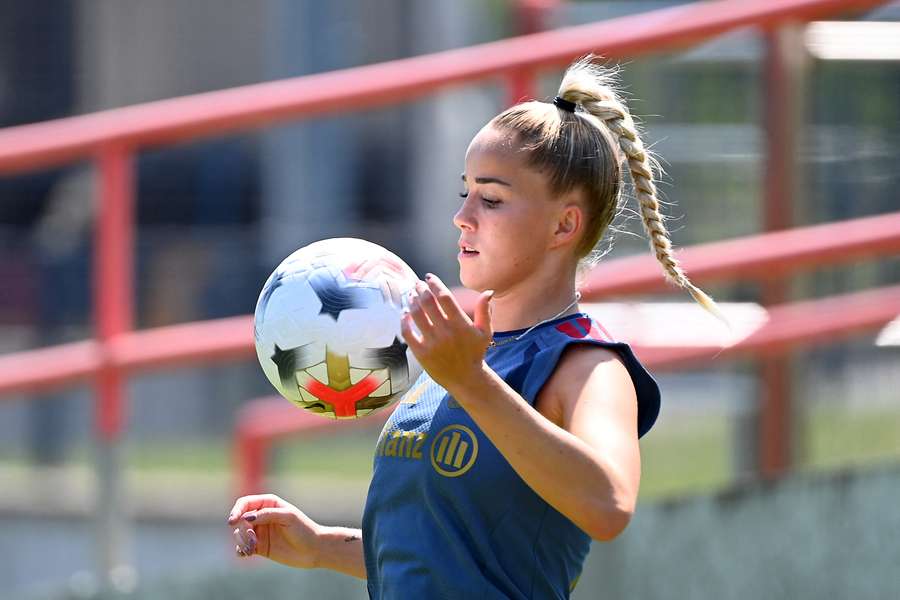 Giulia Gwinn führt die Bayern-Damen an. Giulia Gwinn führt die Bayern-Damen an.