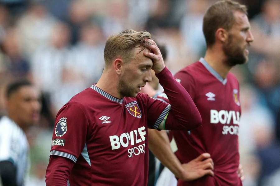 Bowen admits West Ham holding onto Premier League survival hopes "by a small thread" Bowen admits West Ham holding onto Premier League survival hopes "by a small thread"