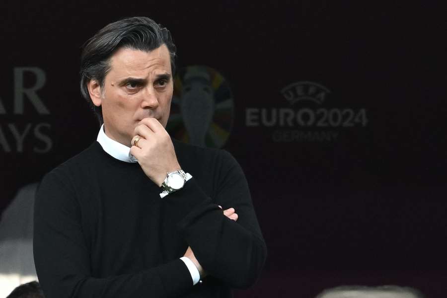 Vincenzo Montella odmítá, že by Turci hráli proti Česku na remízu, která by jim stačila k postupu.