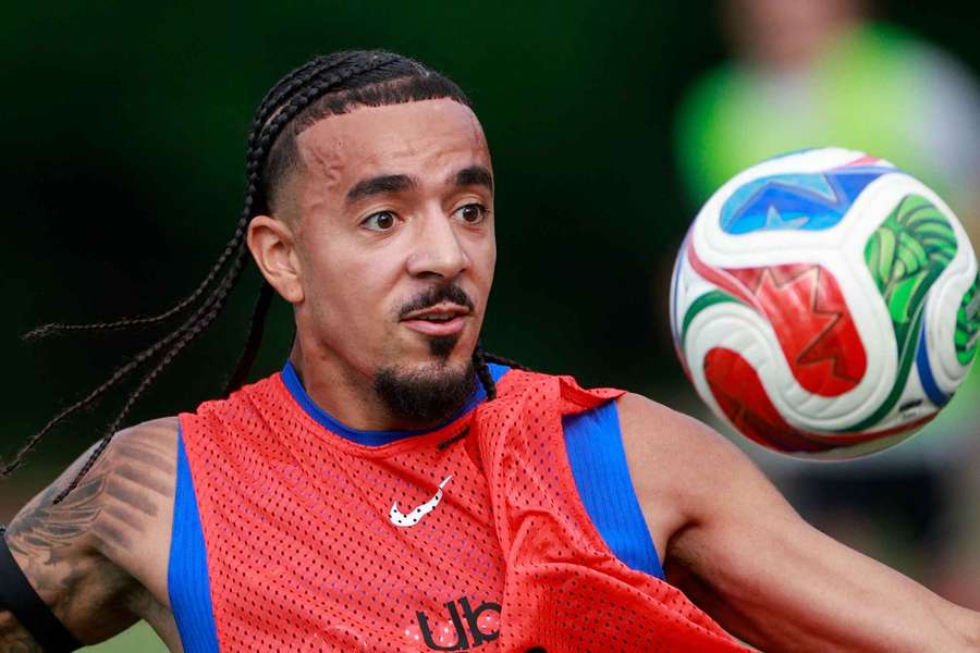 Chelsea set price tag on Malo Gusto amid Man City interest Chelsea set price tag on Malo Gusto amid Man City interest
