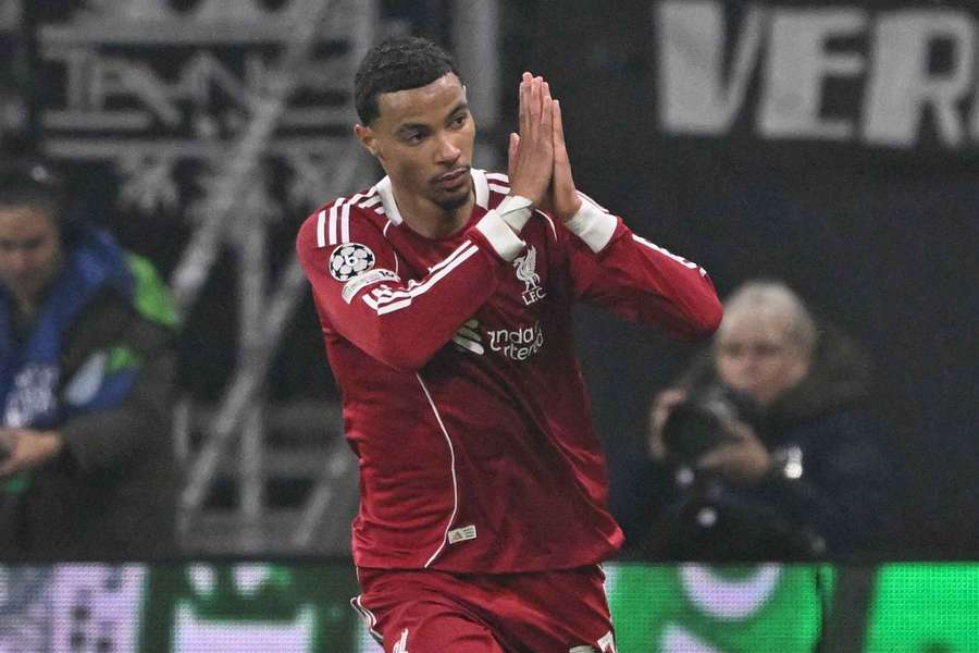Ekitike evitou comemorar gol marcado contra seu ex-time