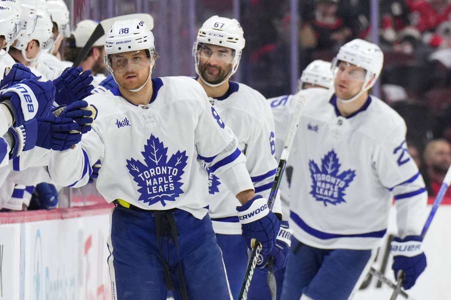 William Nylander (front) and his teammates celebrating after a goal against the Ottawa Senators (Game 6 of the 2025 Stanley Cup Playoffs) William Nylander (front) and his teammates celebrating after a goal against the Ottawa Senators (Game 6 of the 2025 Stanley Cup Playoffs)