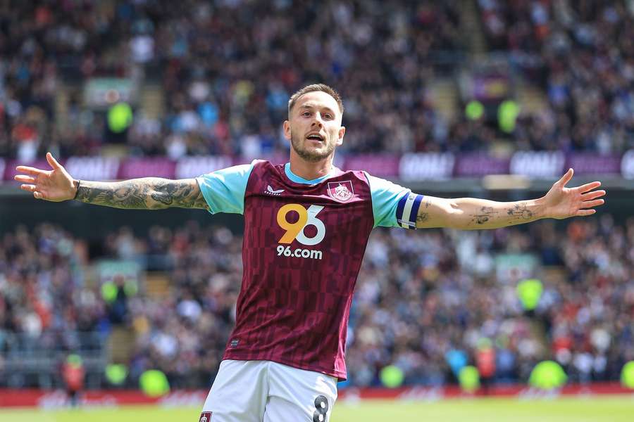 Brownhill odrzuca oferty z Premier League i wybiera Al Shabab