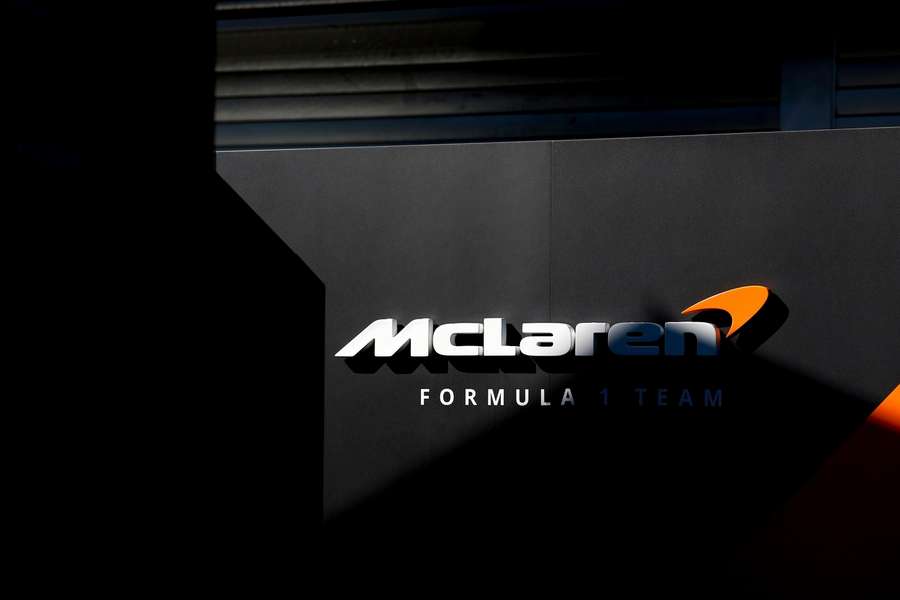 Logo-ul McLaren