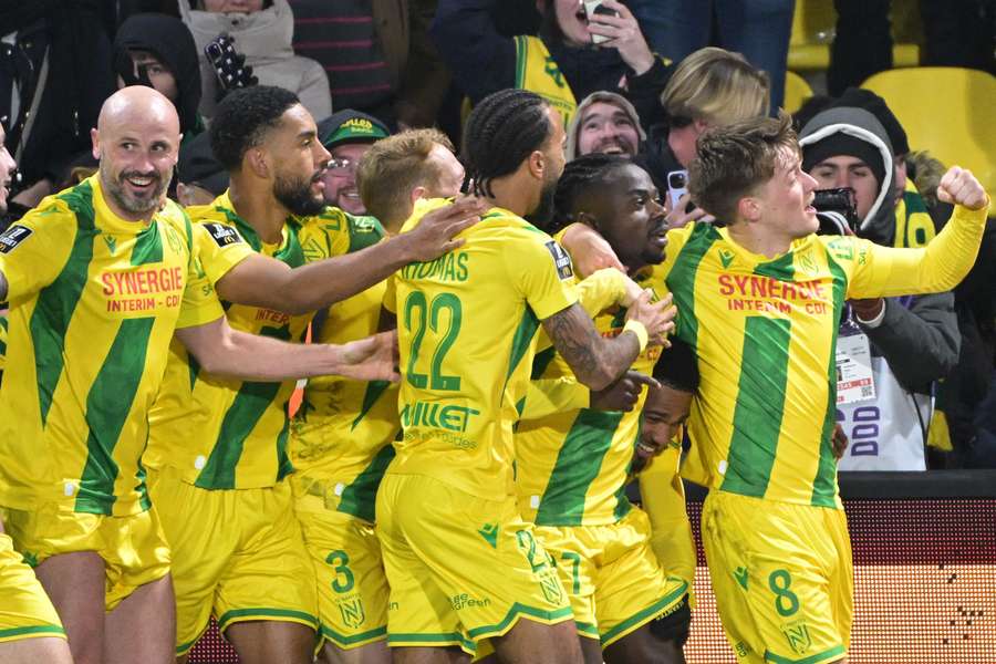 Les Nantais en fête après leur victoire sur Rennes.