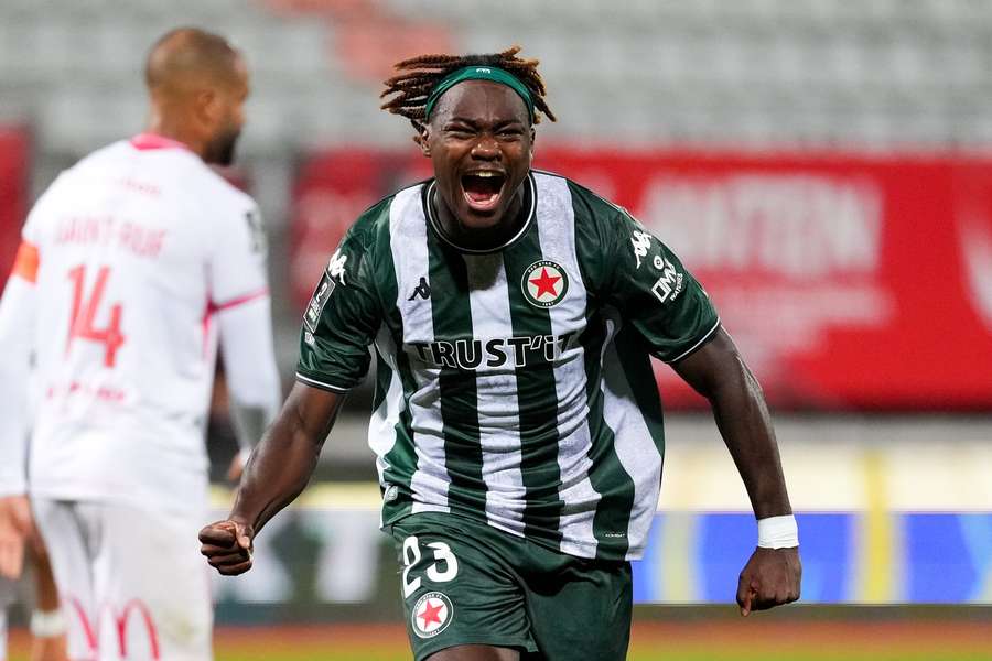 En Ligue 2, le Red Star prend la tête et met la pression sur les Verts