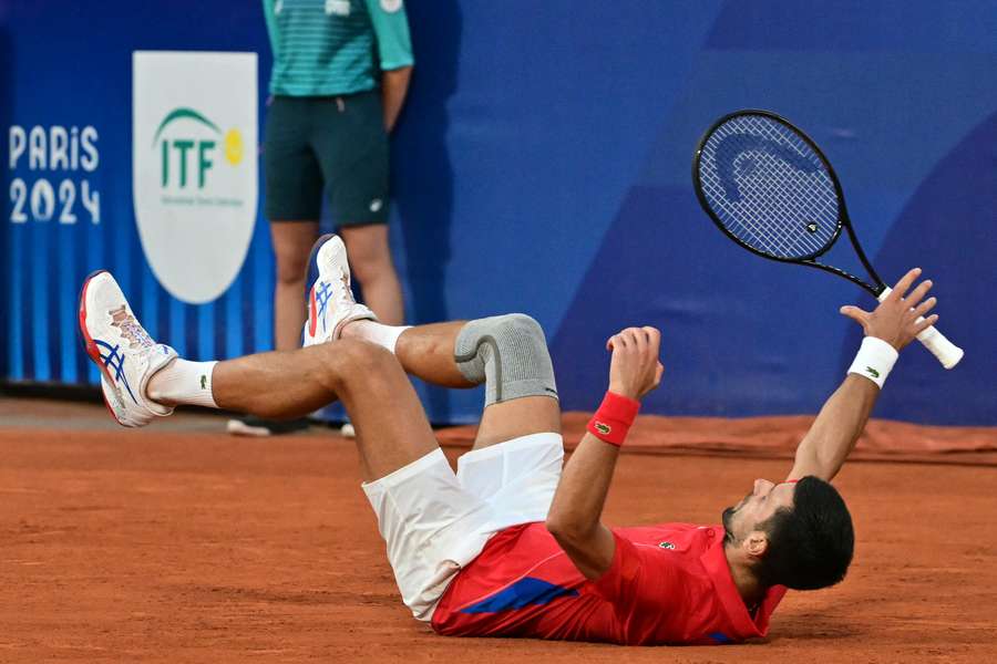 Djokovic celebrates reaching his first Olympics final