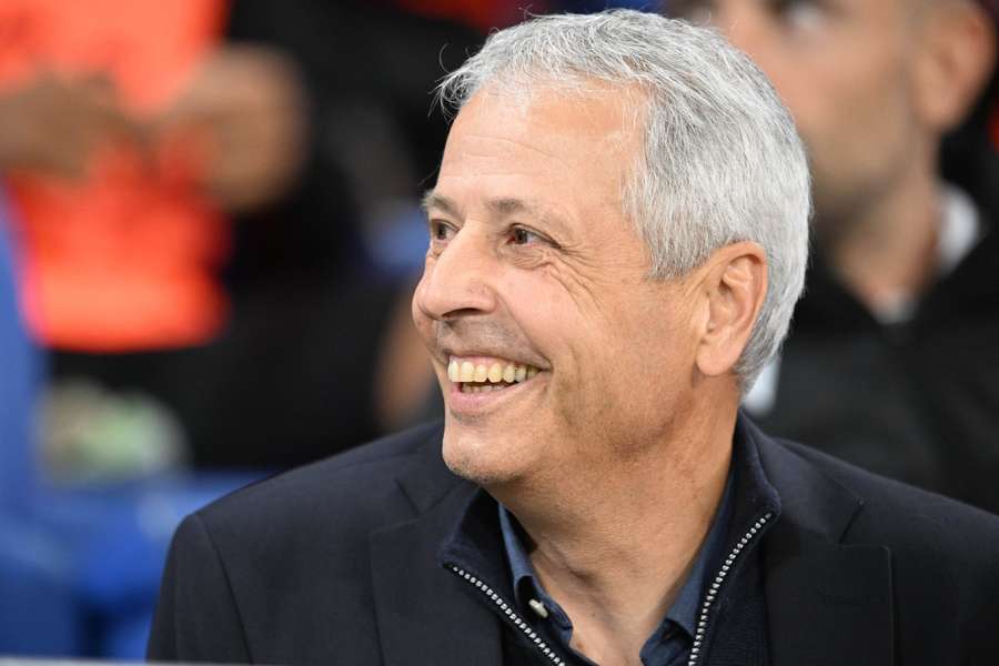 Ex-Borussia Dortmund coach Favre announces retirement