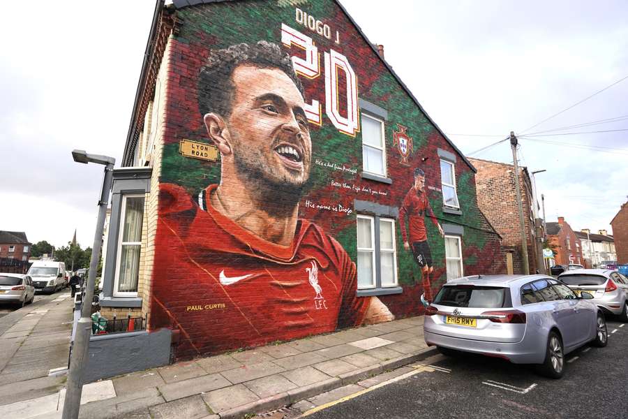 Diogo Jota uwieczniony na nowym muralu na Anfield