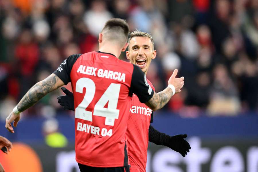 Aleix y Grimaldo disfrutan en el Bayer Leverkusen.