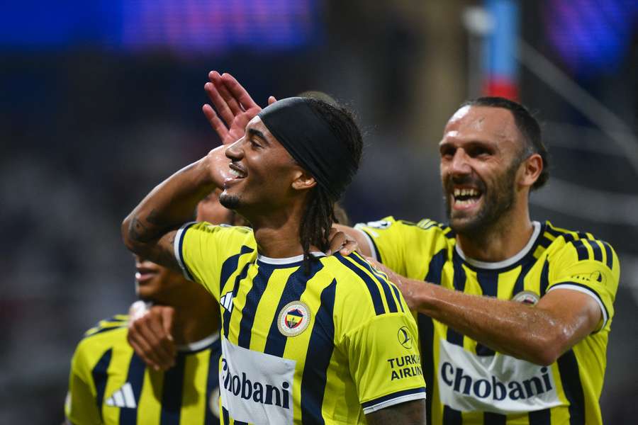 L'OL ne jouera pas la Ligue des champions : le Fenerbahçe valide sa qualification à Lyon L'OL ne jouera pas la Ligue des champions : le Fenerbahçe valide sa qualification à Lyon