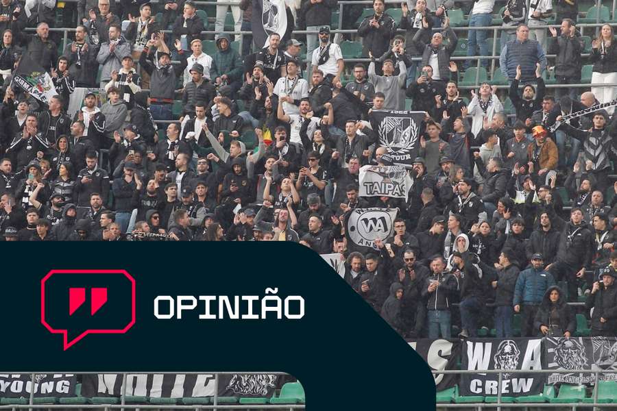 Adeptos do Vitória SC no Benito Villamarín