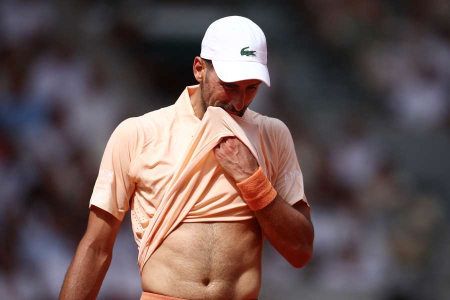 Novak Djokovic verspielte eine Zwei-Satz-Führung Novak Djokovic verspielte eine Zwei-Satz-Führung