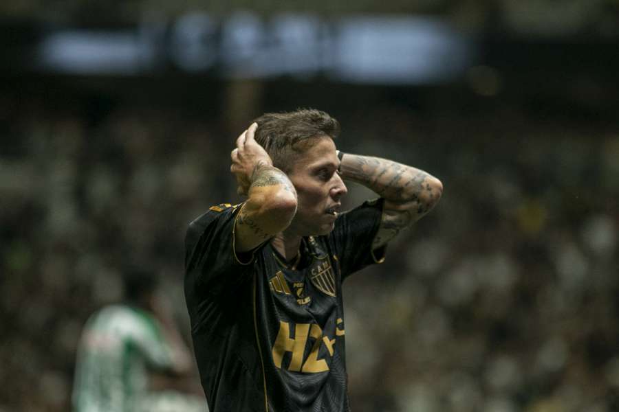 Galo, de Bernard (foto), não conseguiu marcar frente ao Juventude 