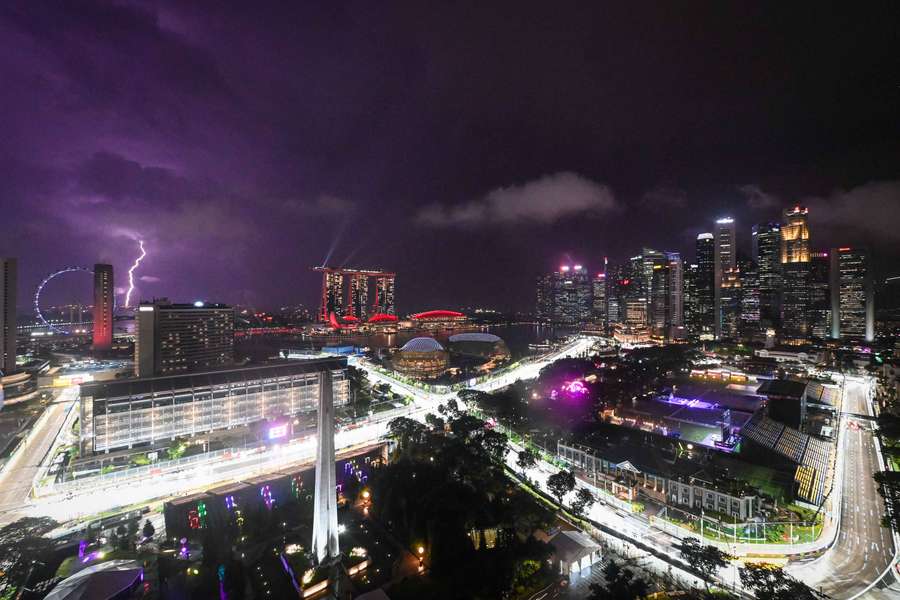 Circuito do Grande Prémio de Singapura na noite de quarta-feira