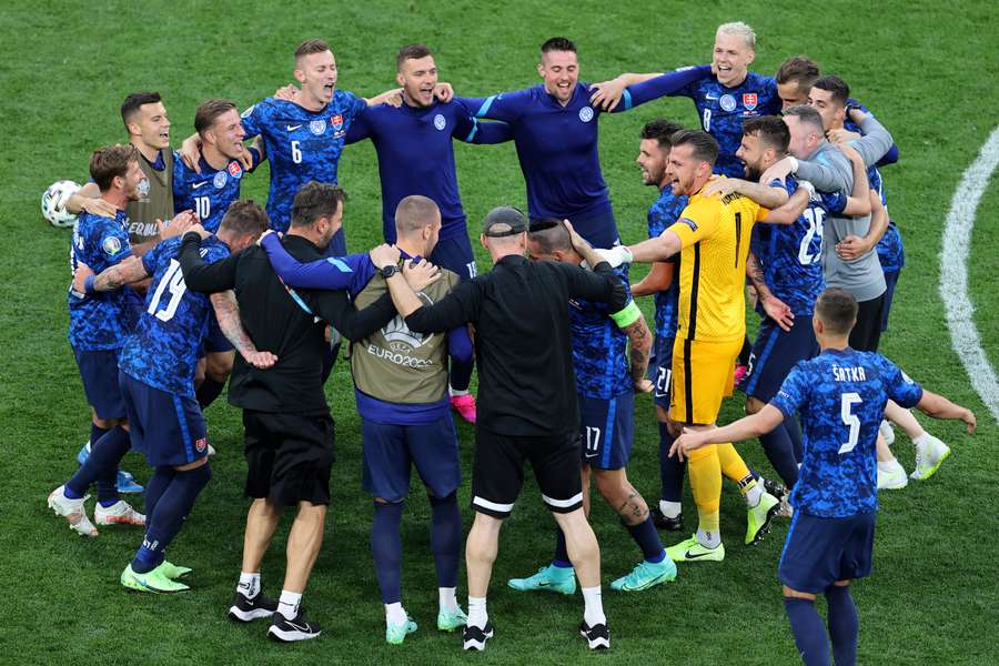 Hromada și Haraslín sărbătoresc victoria în fața polonezilor, la Campionatul European