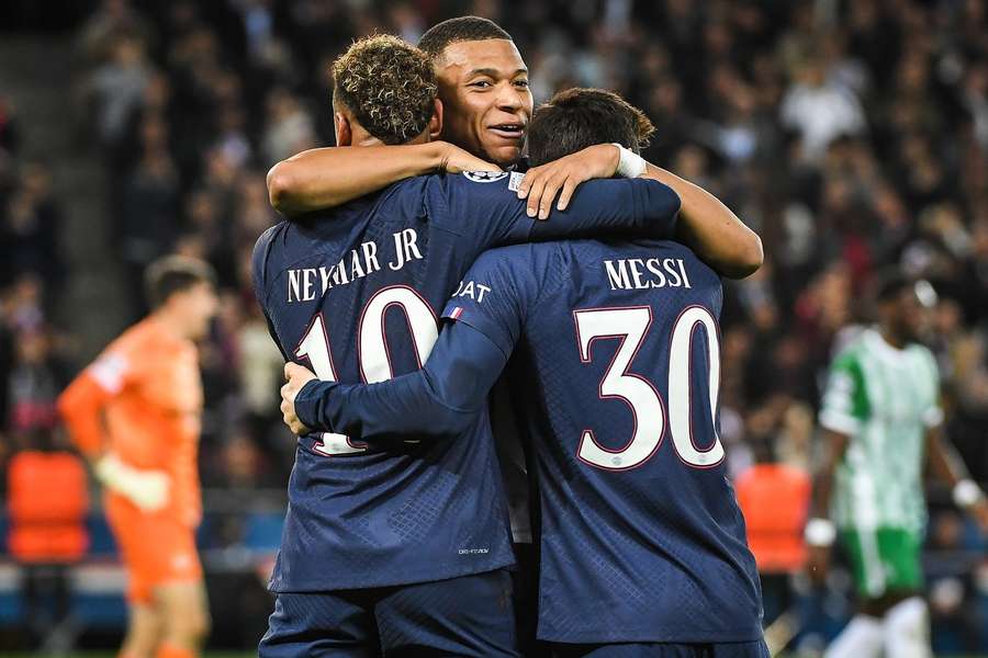 Ikke overraskende er Kylian Mbappé, Neymar og Lionel Messi alle nominerede til prisen som årets spiller.