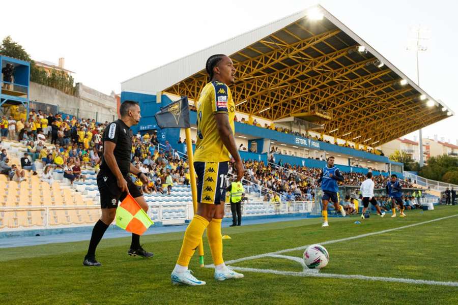 Hélder Costa fez 13 jogos e um golo pelo Estoril