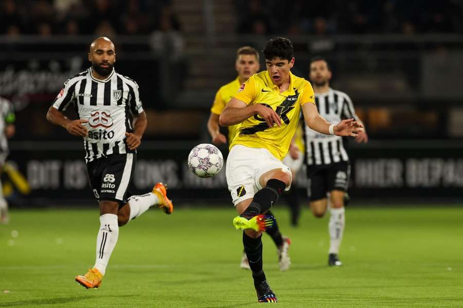 In november won Heracles thuis met 5-1 van NAC