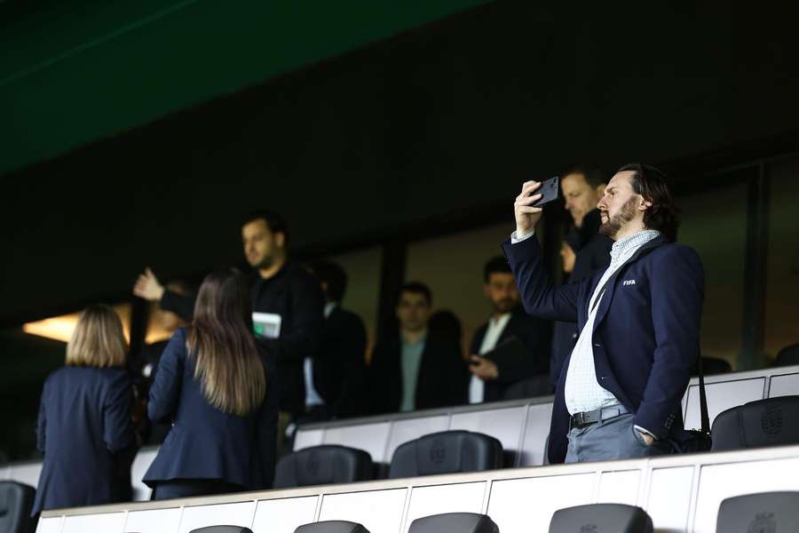 Sporting recebeu comitiva da FIFA