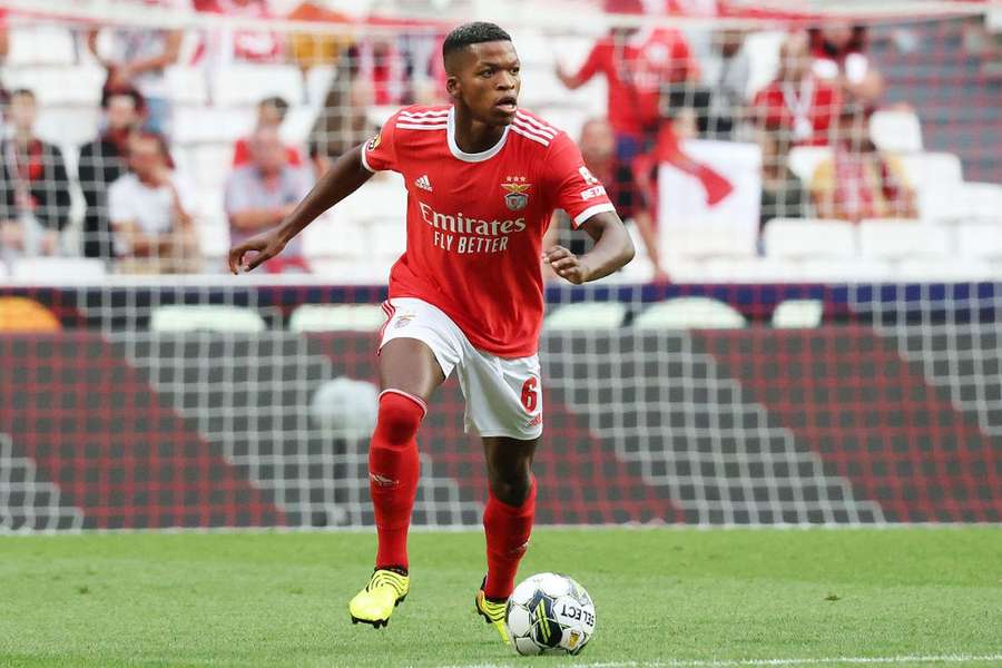 Florentino tem contrato com o Benfica até 2027 e cláusula de 120 milhões de euros