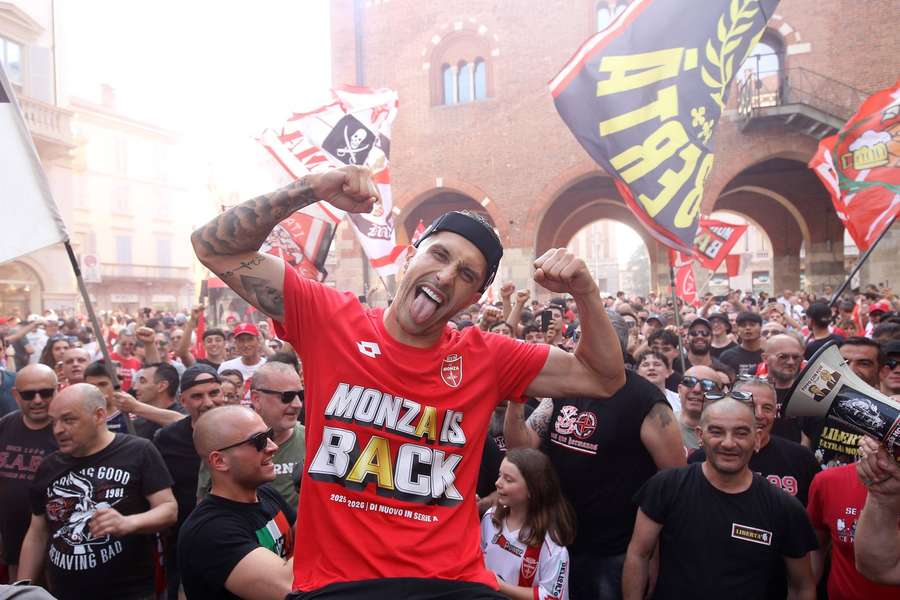 Dany Mota lors de la fête de la montée de Monza