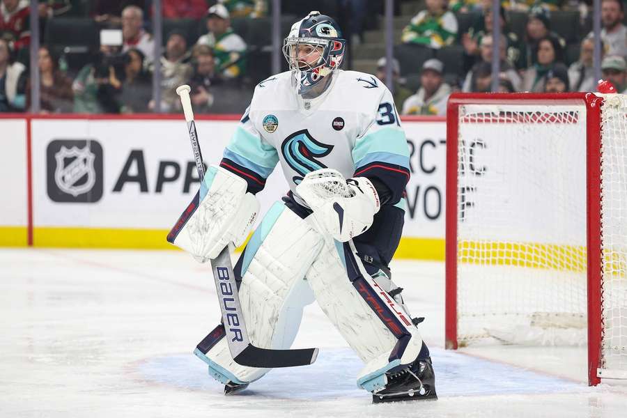 Philipp Grubauer im Tor der Seattle Kraken.