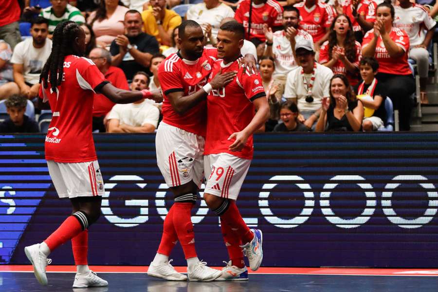 Benfica entrou com o pé direito no campeonato