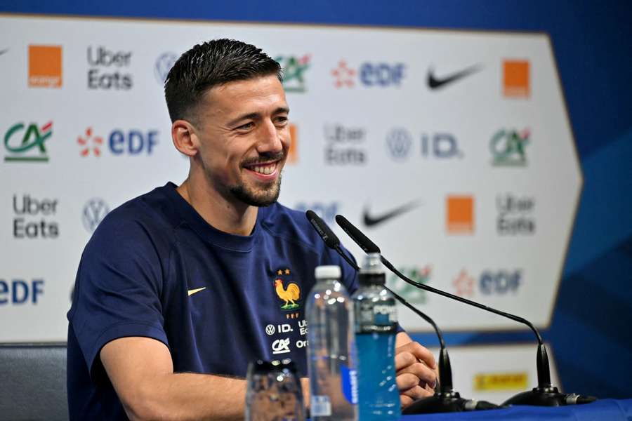 Clément Lenglet à Clairefontaine ce samedi.