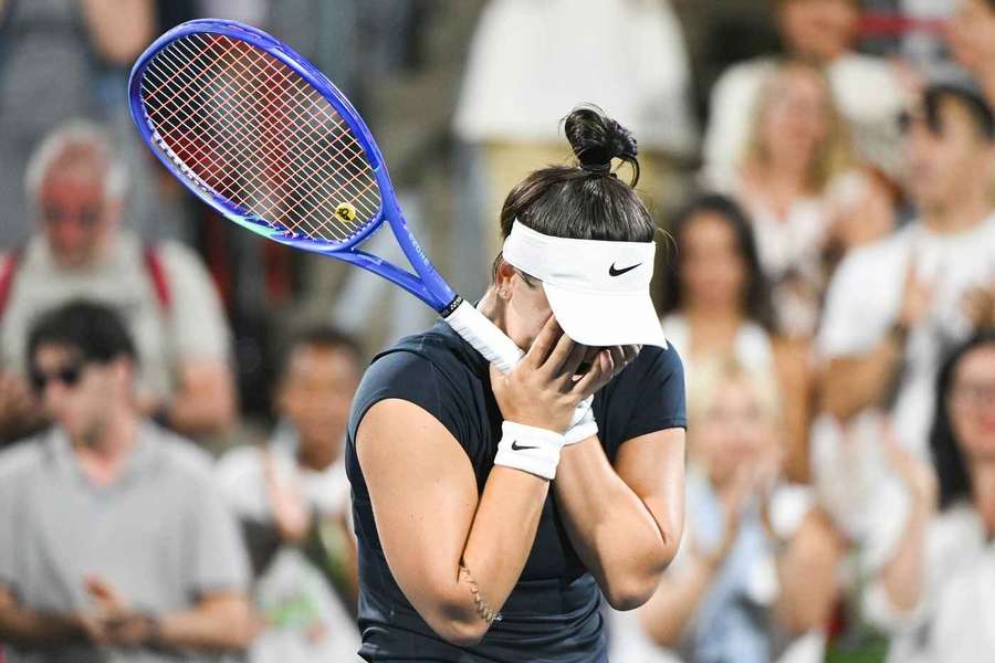 Bianca Andreescu, eliminată în primul tur la Beijing