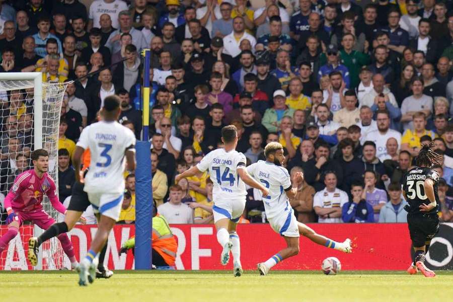 Fotbal: Leeds United îşi măreşte capacitatea stadionului la 53.000 locuri