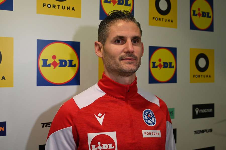 Asistent trénera Michal Švihorík. Asistent trénera Michal Švihorík.