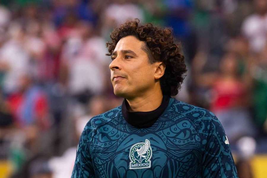 Ochoa sofreu cinco golos na estreia pelo AEL Limassol