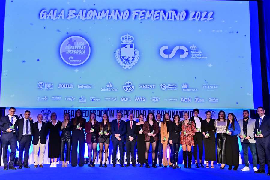 Todos los premiados en la Gala del Balonmano Femenino 2022