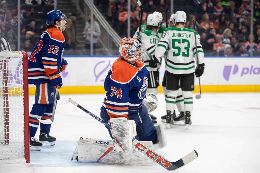 Edmonton musel zkousnout další vysokou porážku. Edmonton musel zkousnout další vysokou porážku.